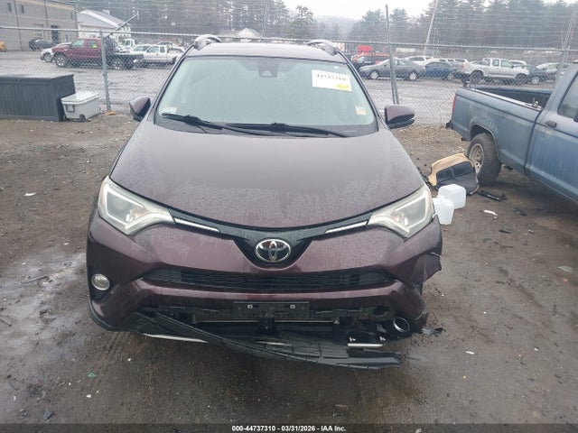 2T3RFREVXHW687235 Toyota Rav4 Xle