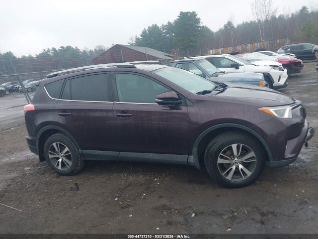 2T3RFREVXHW687235 Toyota Rav4 Xle