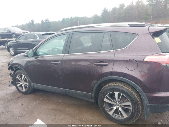 2T3RFREVXHW687235 Toyota Rav4 Xle