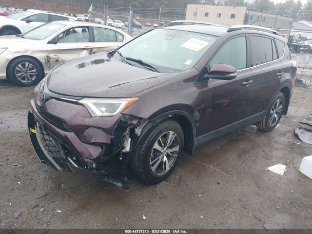 2T3RFREVXHW687235 Toyota Rav4 Xle