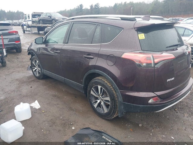 2T3RFREVXHW687235 Toyota Rav4 Xle