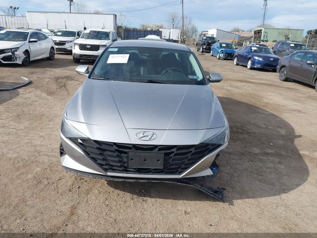 44737315 :رقم المزاد ، 5NPLM4AGXPH110295 vin ، 2023 Hyundai Elantra Sel مزاد بيع