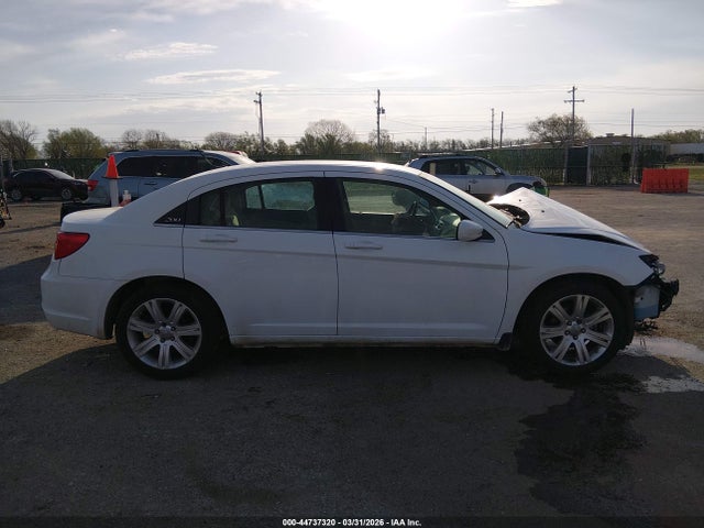 44737320 :رقم المزاد ، 1C3CCBBG9CN109031 vin ، 2012 Chrysler 200 Touring مزاد بيع