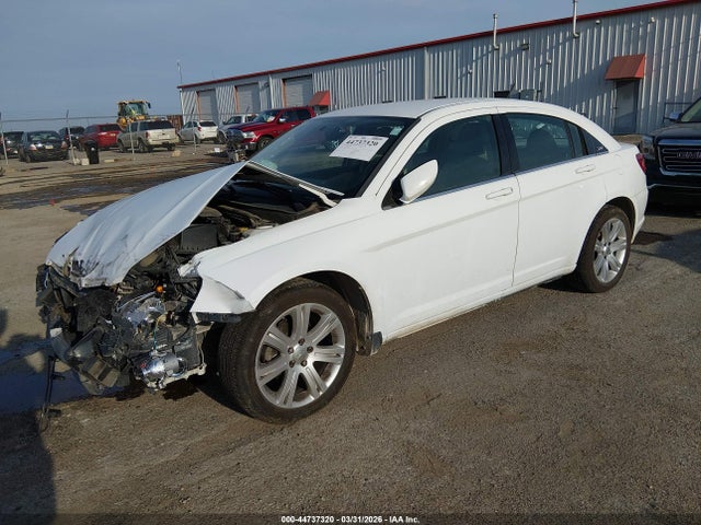 44737320 :رقم المزاد ، 1C3CCBBG9CN109031 vin ، 2012 Chrysler 200 Touring مزاد بيع