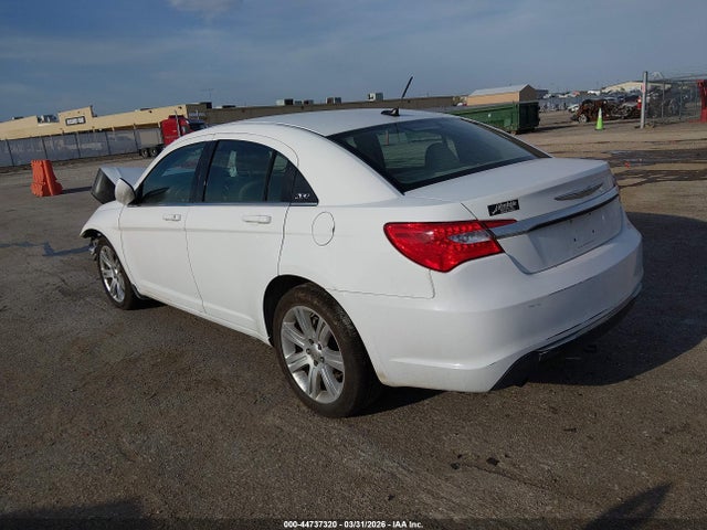 44737320 :رقم المزاد ، 1C3CCBBG9CN109031 vin ، 2012 Chrysler 200 Touring مزاد بيع