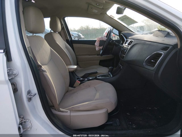 44737320 :رقم المزاد ، 1C3CCBBG9CN109031 vin ، 2012 Chrysler 200 Touring مزاد بيع