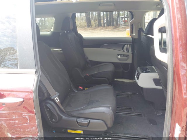 2022 Kia Carnival Mpv Lx Seat Package მანქანა იყიდება აუქციონზე, vin: KNDNB4H34N6111693, აუქციონის ნომერი: 44737370