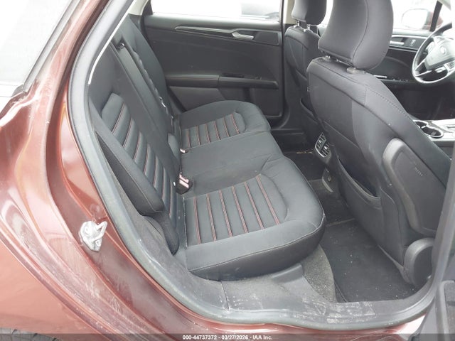 3FA6P0HD3GR149368 Ford FUSION SE