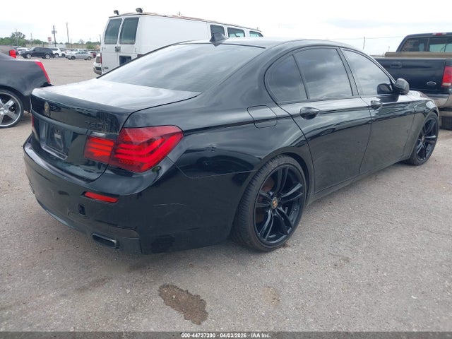 2013 Bmw 740i მანქანა იყიდება აუქციონზე, vin: WBAYA6C52DC995277, აუქციონის ნომერი: 44737390