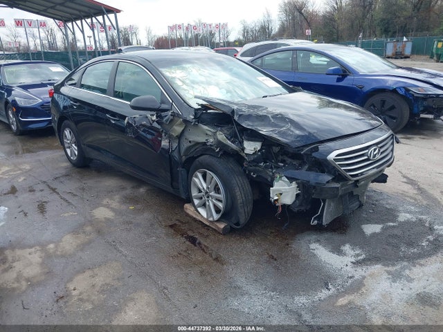 44737392 :رقم المزاد ، 5NPE24AF6GH281048 vin ، 2016 Hyundai Sonata Se مزاد بيع