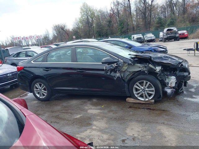 44737392 :رقم المزاد ، 5NPE24AF6GH281048 vin ، 2016 Hyundai Sonata Se مزاد بيع