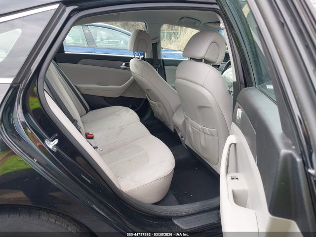 44737392 :رقم المزاد ، 5NPE24AF6GH281048 vin ، 2016 Hyundai Sonata Se مزاد بيع