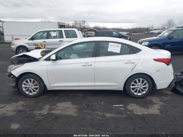 44737395 :رقم المزاد ، 3KPC24A66NE156320 vin ، 2022 Hyundai Accent Sel مزاد بيع