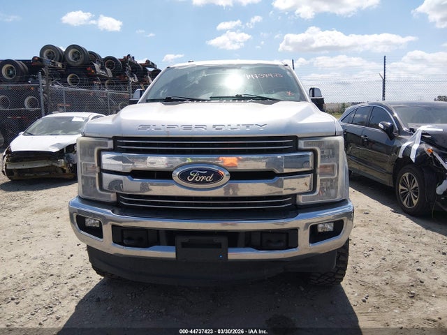 1FT7W2B68HEE98831 Ford F-250 Lariat