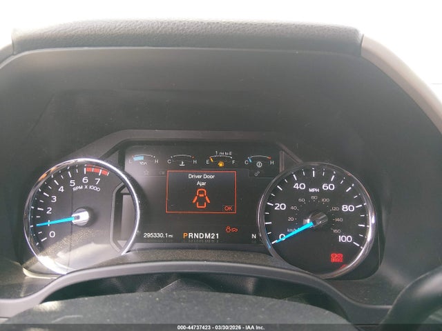 1FT7W2B68HEE98831 Ford F-250 Lariat