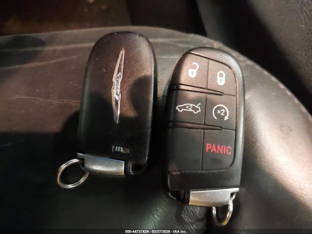 44737424 :رقم المزاد ، 2C3CCARG2EH276715 vin ، 2014 Chrysler 300 مزاد بيع