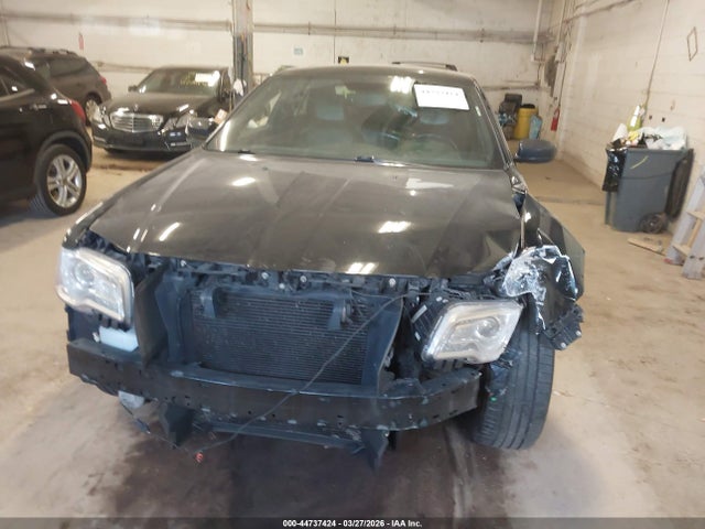 44737424 :رقم المزاد ، 2C3CCARG2EH276715 vin ، 2014 Chrysler 300 مزاد بيع