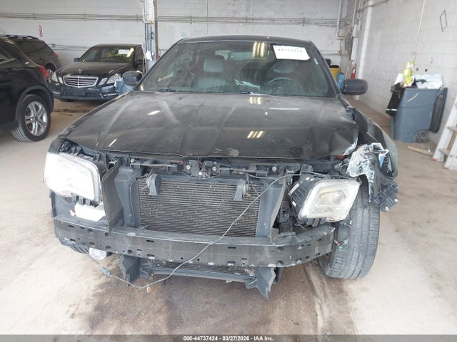 44737424 :رقم المزاد ، 2C3CCARG2EH276715 vin ، 2014 Chrysler 300 مزاد بيع