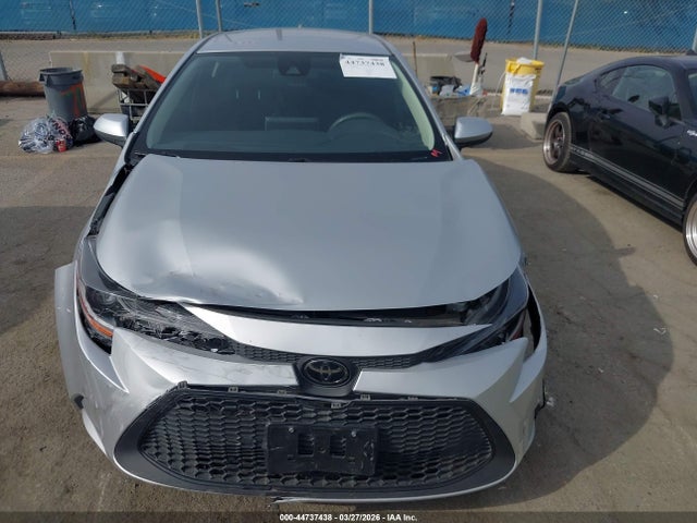 2021 Toyota Corolla Le მანქანა იყიდება აუქციონზე, vin: JTDEPMAE2MJ155409, აუქციონის ნომერი: 44737438