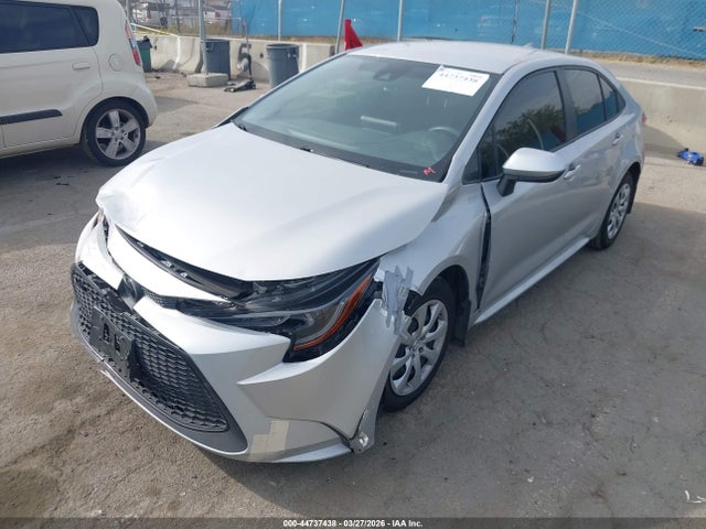 2021 Toyota Corolla Le მანქანა იყიდება აუქციონზე, vin: JTDEPMAE2MJ155409, აუქციონის ნომერი: 44737438