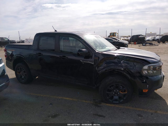 2024 Ford Maverick Lariat მანქანა იყიდება აუქციონზე, vin: 3FTTW8R94RRB47544, აუქციონის ნომერი: 44737441