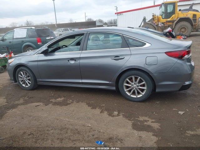44737442 :رقم المزاد ، 5NPE24AF5JH648514 vin ، 2018 Hyundai Sonata Se مزاد بيع