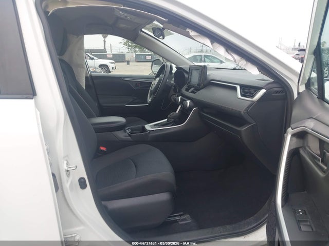 Toyota RAV4 LE 2021 2T3H1RFVXMW150092 Image 5