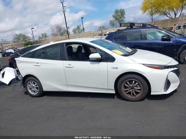 Toyota Prius Prime Premium 2019 JTDKARFP9K3111677 Image 14
