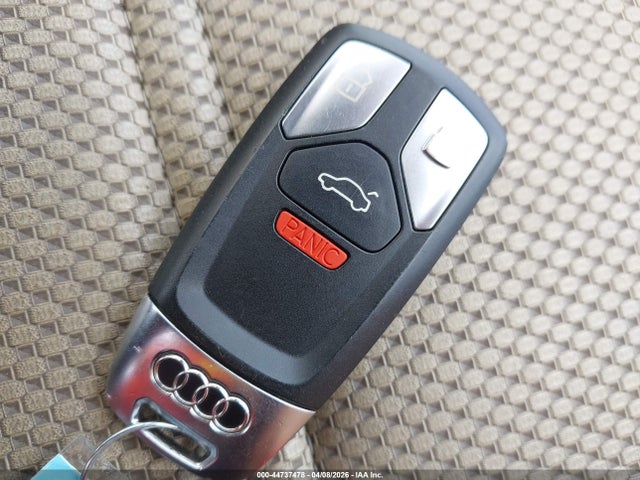 2017 AUDI A4 WAUANAF45HN029608 Photo 10