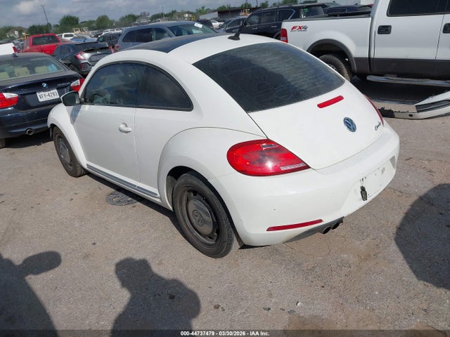 2013 Volkswagen Beetle 2.5l მანქანა იყიდება აუქციონზე, vin: 3VWJX7AT7DM680268, აუქციონის ნომერი: 44737479