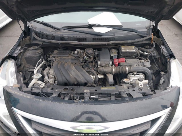 3N1CN7AP2JL827119 Nissan Versa 1.6 Sv