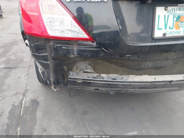 3N1CN7AP2JL827119 Nissan Versa 1.6 Sv