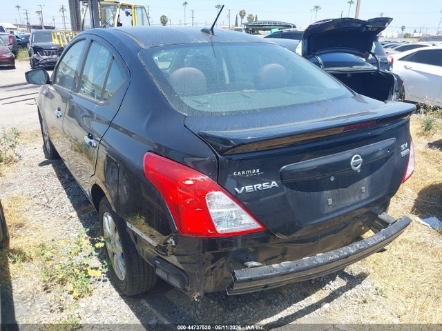 3N1CN7AP2JL827119 Nissan Versa 1.6 Sv