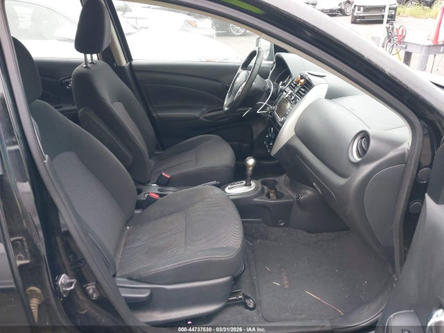 3N1CN7AP2JL827119 Nissan Versa 1.6 Sv