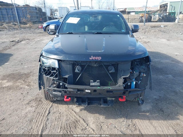 1C4RJFLG7JC167942 Jeep Grand Cherokee Trailhawk 4x4
