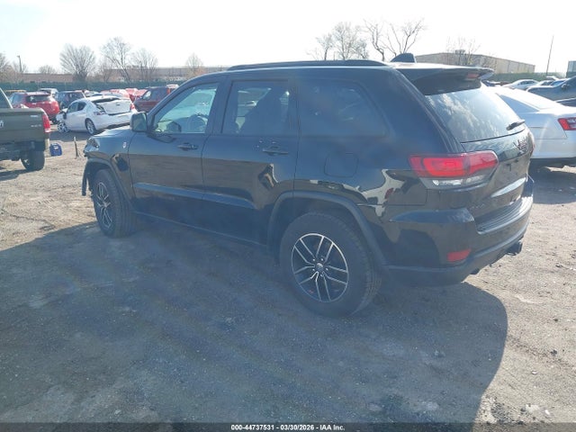 1C4RJFLG7JC167942 Jeep Grand Cherokee Trailhawk 4x4