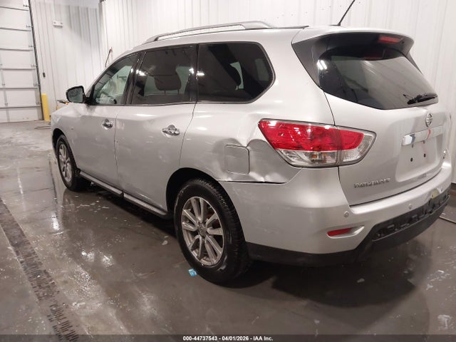 Auction sale of the 2016 Nissan Pathfinder Platinum/s/sl/sv, vin: 5N1AR2MM4GC611267, lot number: 44737543