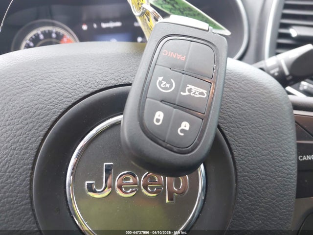 2022 Jeep Cherokee Latitude Lux Fwd მანქანა იყიდება აუქციონზე, vin: 1C4PJLMX8ND537168, აუქციონის ნომერი: 44737556