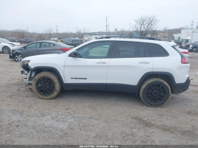 1C4PJMMB4PD106873 Jeep Cherokee Altitude Lux 4x4
