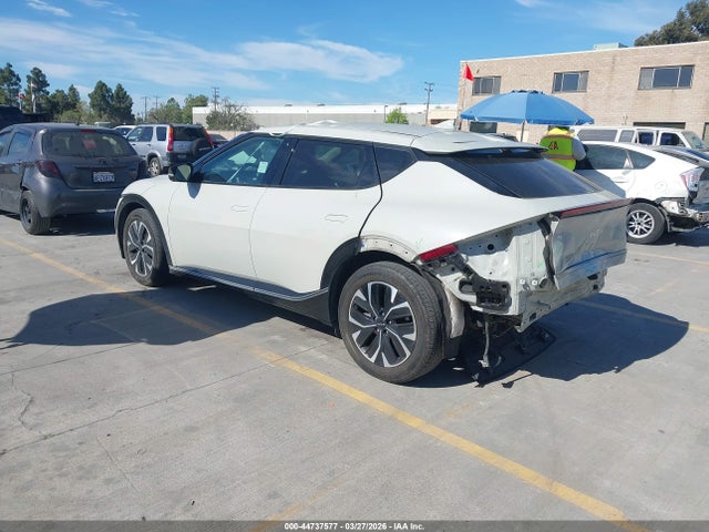 KIA Ev6 Wind 2022 KNDC34LA3N5030443 Image 3