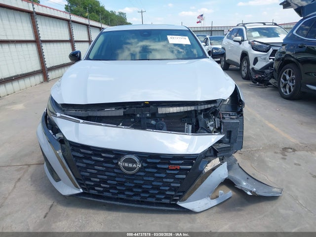 44737578 :رقم المزاد ، 1N4BL4CW1PN371257 vin ، 2023 Nissan Altima Sr Intelligent Awd مزاد بيع