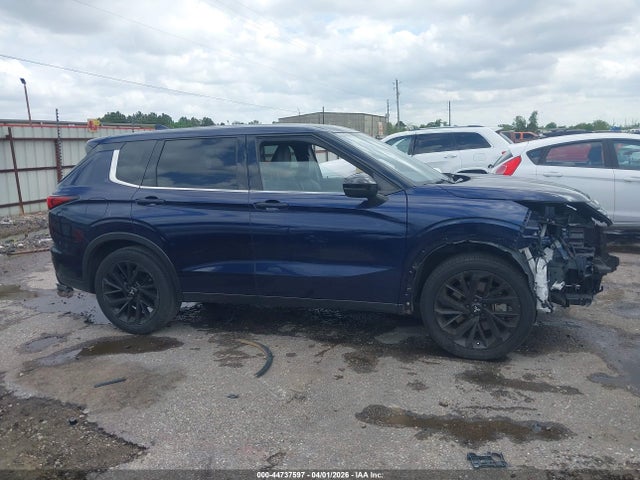 Продаж на аукціоні авто 2022 Mitsubishi Outlander Black Edition 2wd/se 2.5 2wd/se Launch Edition 2wd, vin: JA4J3UA84NZ063865, номер лоту: 44737597