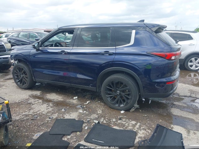 Продаж на аукціоні авто 2022 Mitsubishi Outlander Black Edition 2wd/se 2.5 2wd/se Launch Edition 2wd, vin: JA4J3UA84NZ063865, номер лоту: 44737597