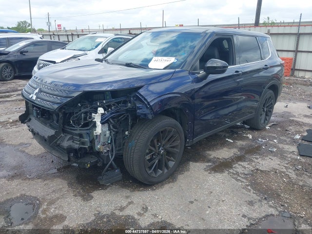 Продаж на аукціоні авто 2022 Mitsubishi Outlander Black Edition 2wd/se 2.5 2wd/se Launch Edition 2wd, vin: JA4J3UA84NZ063865, номер лоту: 44737597
