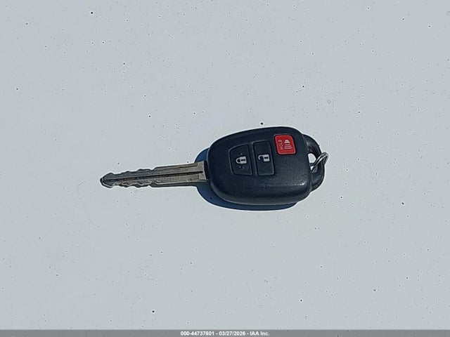 Scion XB 2015 JTLZE4FEXFJ076075 Image 11