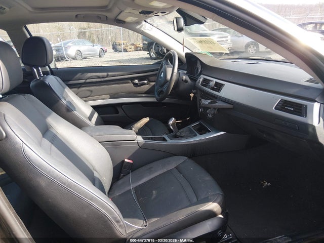 2013 Bmw 328i მანქანა იყიდება აუქციონზე, vin: WBAKE3C53DJ077025, აუქციონის ნომერი: 44737615