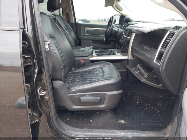 44737620 :رقم المزاد ، 1C6RR7LT1HS560435 vin ، 2017 Ram 1500 Lone Star  4x4 5'7 Box مزاد بيع