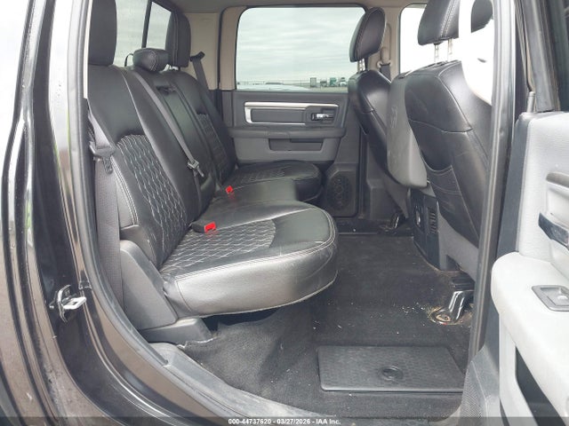 44737620 :رقم المزاد ، 1C6RR7LT1HS560435 vin ، 2017 Ram 1500 Lone Star  4x4 5'7 Box مزاد بيع