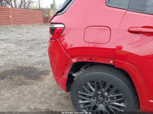 44737623 :رقم المزاد ، 3C4NJDCB7NT157624 vin ، 2022 Jeep Compass (red) Edition 4x4 مزاد بيع