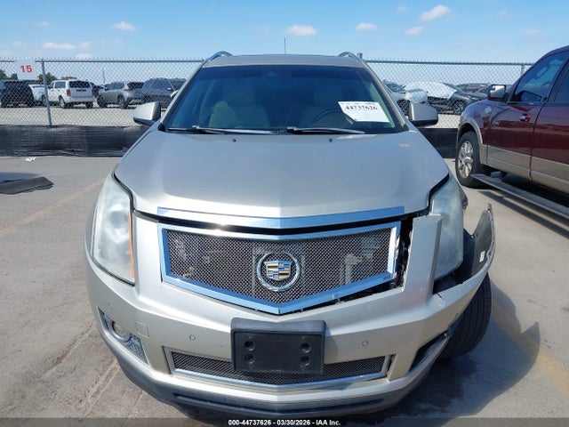 44737626 :رقم المزاد ، 3GYFNCE35FS518939 vin ، 2015 Cadillac Srx Performance Collection مزاد بيع